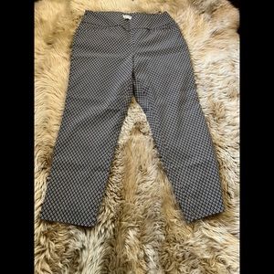 NWOT Size 12 Petite Van Heusen Super Stretch Slim Fit Ankle Length Pull-on Pants